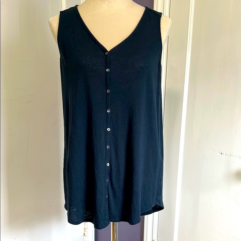 J. Jill Navy Sleeveless Buttoned Tunic Top